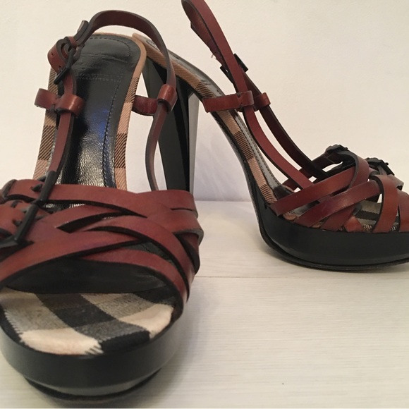 Burberry Heels - Picture 3 of 14